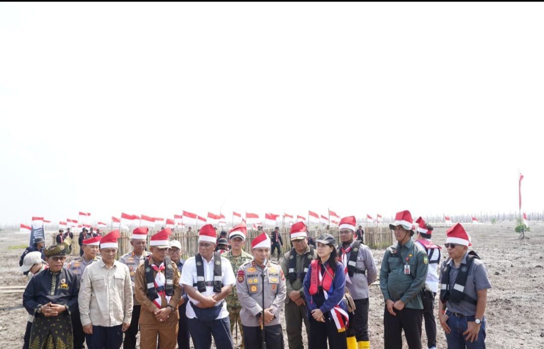 Polda Riau Pulihkan Pesisir Kuala Selat, 500 Hektare Mangrove Ditanam