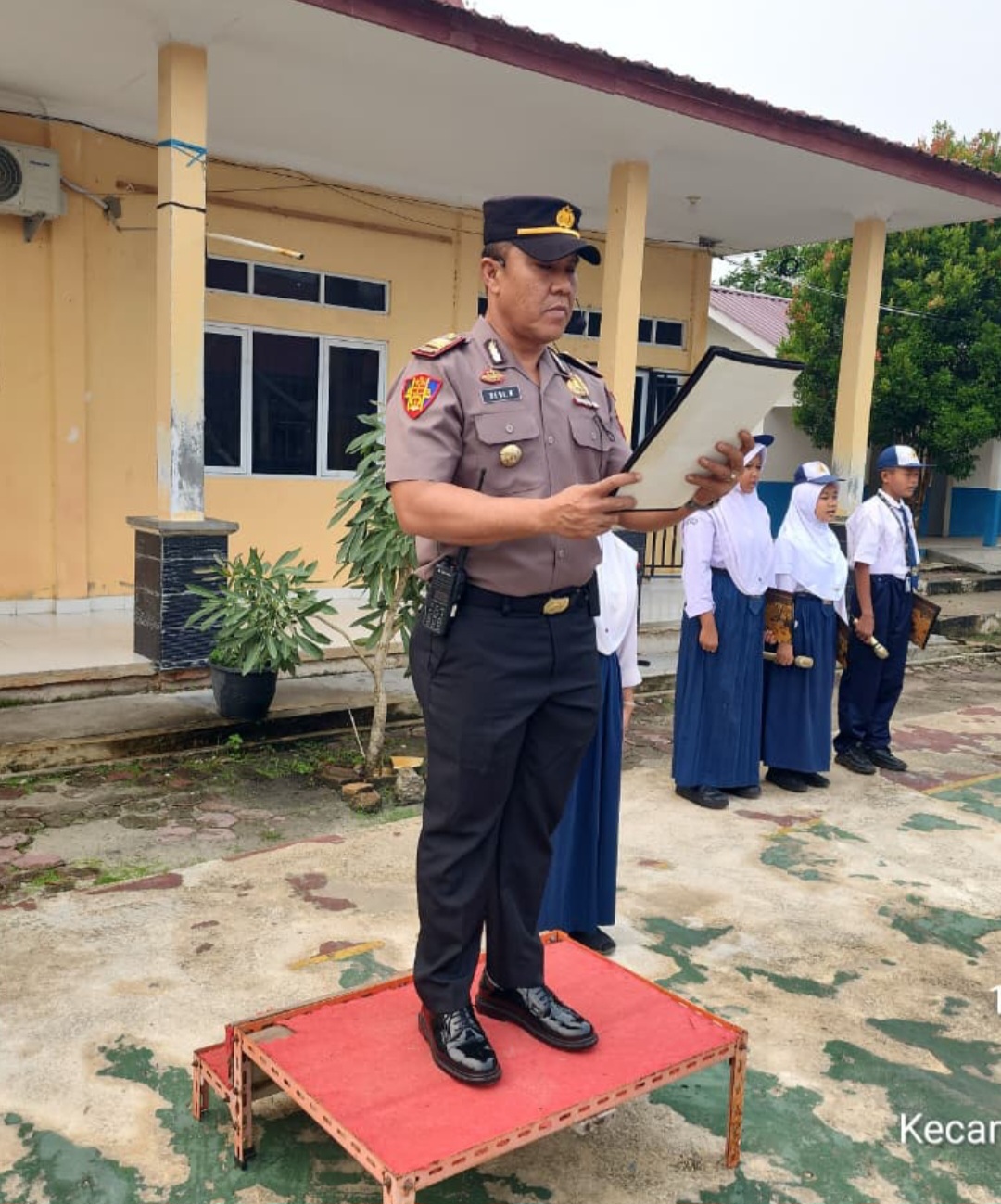 Kapolsek Dedi Nofarizal Ingatkan Pelajar Bahaya Narkoba dan Hoaks
