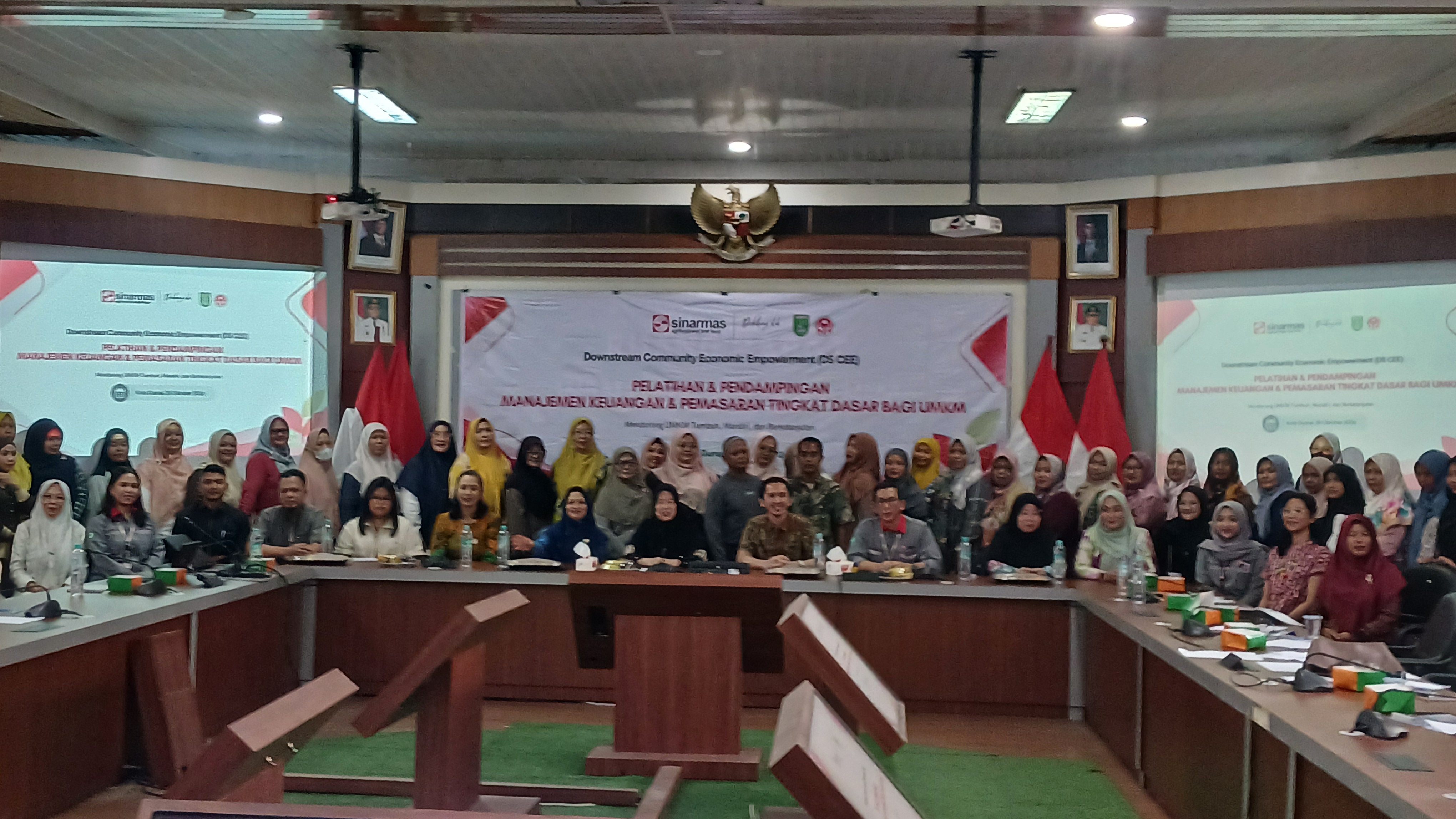 Pelatihan Dan Pendampingan Manajemen Keuangan  Pemasaran, Tingkat Dasar PT SMART Tbk UMKM Dumai Naik Kelas