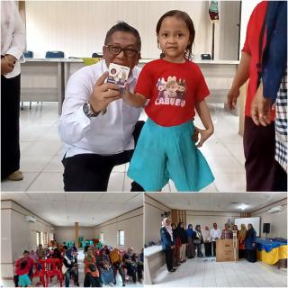 Camat Syafriandi Salurkan 21 Alat Bantu untuk Warga Disabilitas Dumai Timur