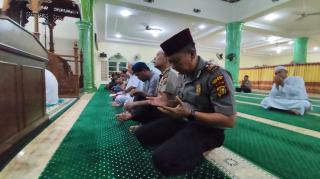 Subuh Keliling Masjid Darussalam, AKP Rhino Handoyo Ajak Warga Bersama Polisi Jaga Kamtibmas