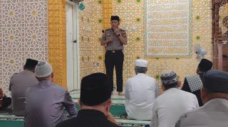 Jumat Keliling Masjid Nuruddin, AKP Rhino Handoyo Tegaskan Jangan Diam Jika Ada Kejahatan