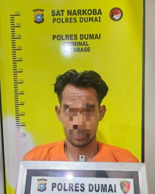 Polres Dumai Amankan Seorang Pria Positif Metamfetamin Saat Razia di Pelabuhan Ro-Ro Bandar Sri Junjungan